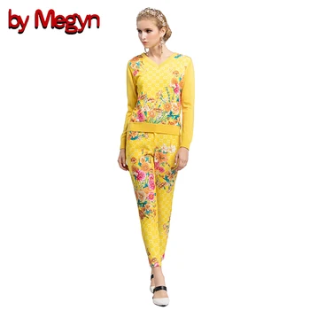 by Megyn womens fashion set V-neck yellow print sweater knit wear print yellow pattern pants fall top and pant set high quality
by Megyn womens fashion set V-neck yellow print sweater knit wear print yellow pattern pants fall top and pant set high quality