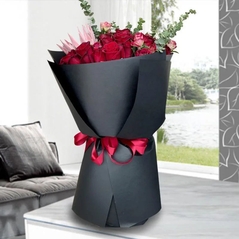 20pcs Korean Rose Flowers Wrapping Paper 60*60cm Black Kraft Paper Gift Wrapping Neutral Color Florist Wrapping Paper
20pcs Korean Rose Flowers Wrapping Paper 60*60cm Black Kraft Paper Gift Wrapping Neutral Color Florist Wrapping Paper
