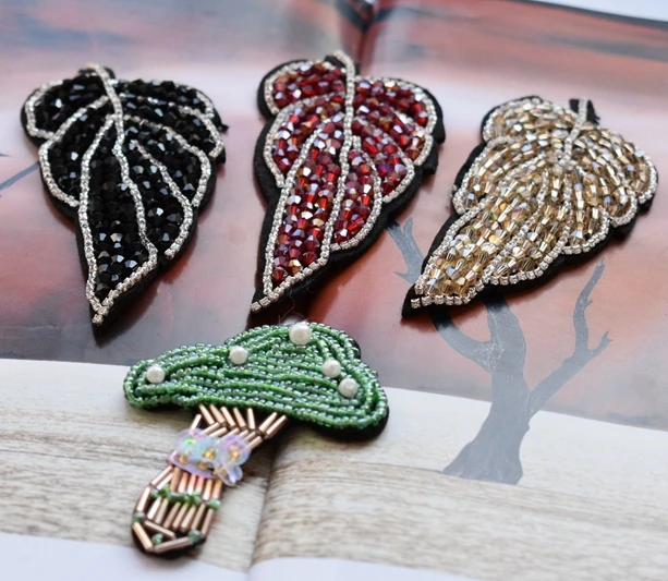 3pieces Feather beaded rhinestone mushroom leaves applique patches for Clothes beaded fabric patch DIY sew on patch accessories
3pieces Feather beaded rhinestone mushroom leaves applique patches for Clothes beaded fabric patch DIY sew on patch accessories