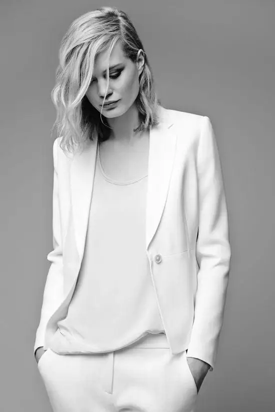 Custom Made White Women Tuxedos Notched Lapel Suits For Women One Button Business Women Suits Jacket+Pants
Custom Made White Women Tuxedos Notched Lapel Suits For Women One Button Business Women Suits Jacket+Pants