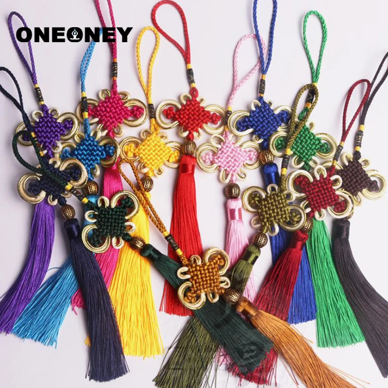 Oneoney 1pc Chinese Knot Tassel Bag Car Pendant Home Decoration Hand Crafts Traditional Good Meaning Present Gift Wedding Decor
Oneoney 1pc Chinese Knot Tassel Bag Car Pendant Home Decoration Hand Crafts Traditional Good Meaning Present Gift Wedding Decor