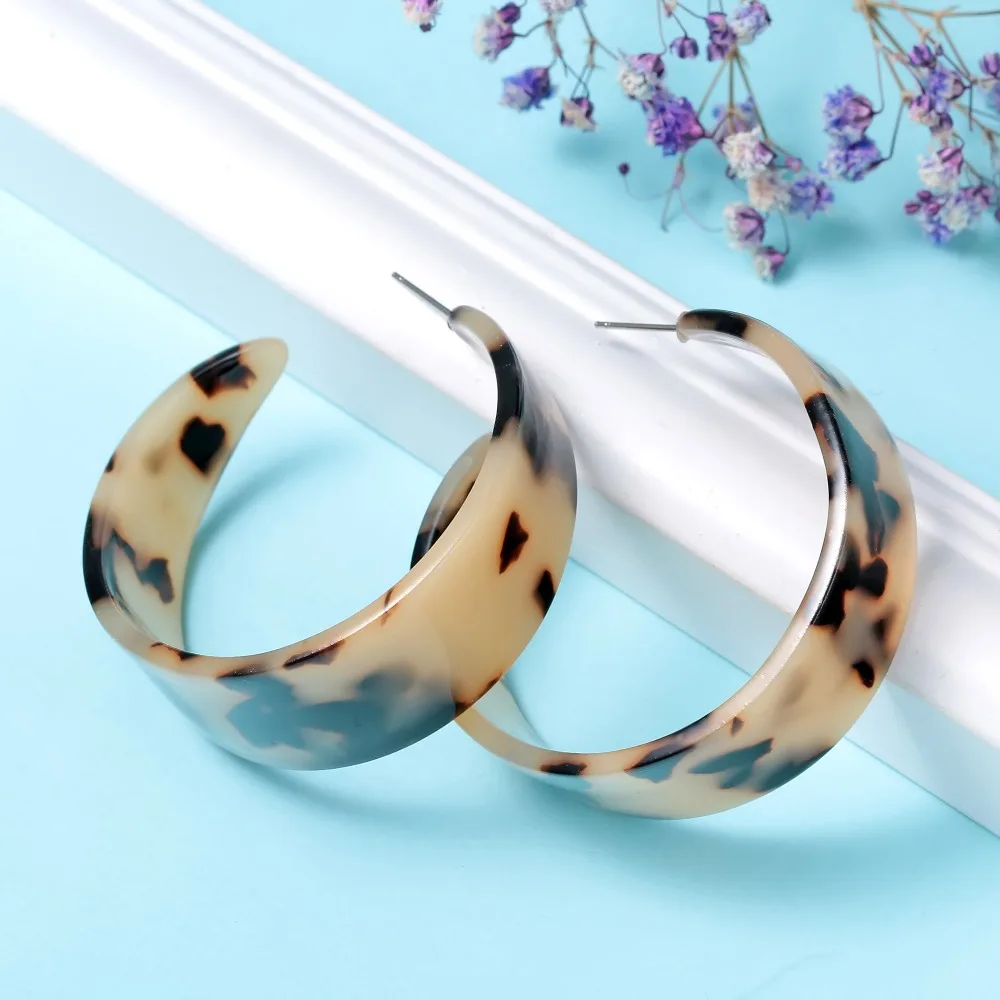 Trendy Minimalist Round Circle Earrings Women Bohemia Charm Acrylic Resin Stud Earrings Leopard Open Hoops Femme Party Jewelry
Trendy Minimalist Round Circle Earrings Women Bohemia Charm Acrylic Resin Stud Earrings Leopard Open Hoops Femme Party Jewelry