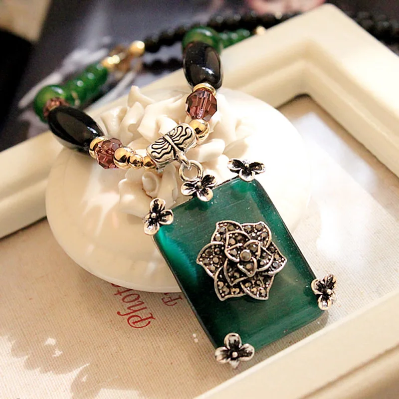 MOONROCY Free Shipping Sweater long Chain Fashion Crystal flower long Necklace Coat Chain VINTAGE STYLE necklace for women gift
MOONROCY Free Shipping Sweater long Chain Fashion Crystal flower long Necklace Coat Chain VINTAGE STYLE necklace for women gift