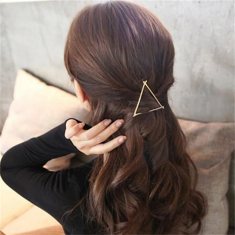 Hairpins Triangle Moon Hair Pin Jewelry Lip Round Hair Clip For Women Barrettes Head Accessories 1Pc
Hairpins Triangle Moon Hair Pin Jewelry Lip Round Hair Clip For Women Barrettes Head Accessories 1Pc