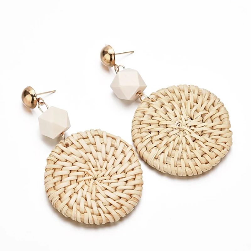 AENSOA 2019 Trend Korea Handmade Bamboo Round Pendant Drop Earrings For Women Wooden Weave Rattan Vine Braid Long Dangle Earring
AENSOA 2019 Trend Korea Handmade Bamboo Round Pendant Drop Earrings For Women Wooden Weave Rattan Vine Braid Long Dangle Earring