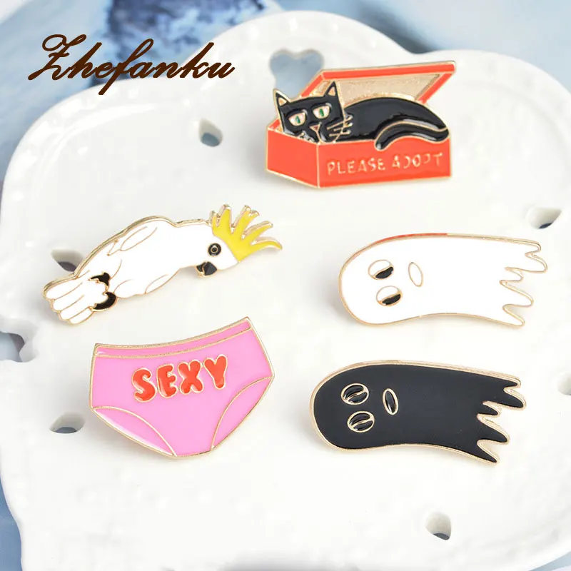 Adopt Cat In Box SEXY Underwear Parrot Ghost Brooch Denim Jacket Pin Buckle Shirt Badge Fashion Gift For Friend
Adopt Cat In Box SEXY Underwear Parrot Ghost Brooch Denim Jacket Pin Buckle Shirt Badge Fashion Gift For Friend