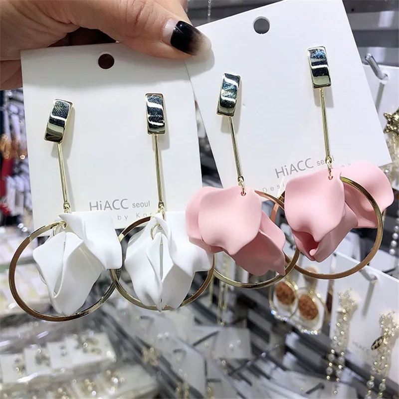 New Korean Sweet Drop Earrings Big Long Statement Petals Flower Earring For Women Girls Fashion Jewelry Wholesale
New Korean Sweet Drop Earrings Big Long Statement Petals Flower Earring For Women Girls Fashion Jewelry Wholesale