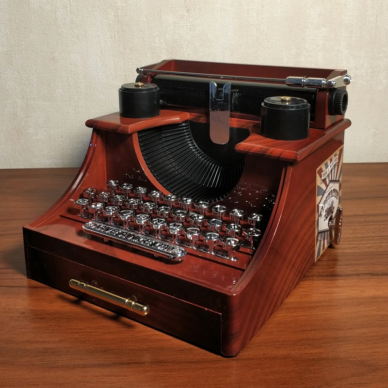 2019 Anime Violet Evergarden Typewriter Musical Box 14 x 15 x 11cm Cosplay Prop For Birthday Girlfriend Gift
2019 Anime Violet Evergarden Typewriter Musical Box 14 x 15 x 11cm Cosplay Prop For Birthday Girlfriend Gift