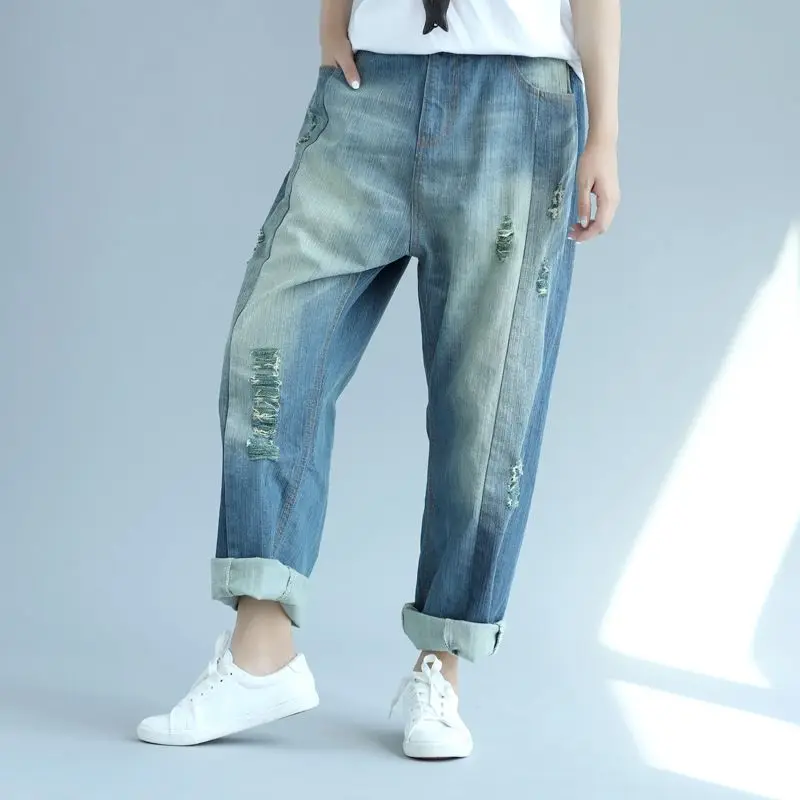 Boyfriend Wide Leg jeans Pants for women 2017 New Casual Vintage Elastic Mid Waist Ripped Holes Jeans Female Trousers G062105
Boyfriend Wide Leg jeans Pants for women 2017 New Casual Vintage Elastic Mid Waist Ripped Holes Jeans Female Trousers G062105
