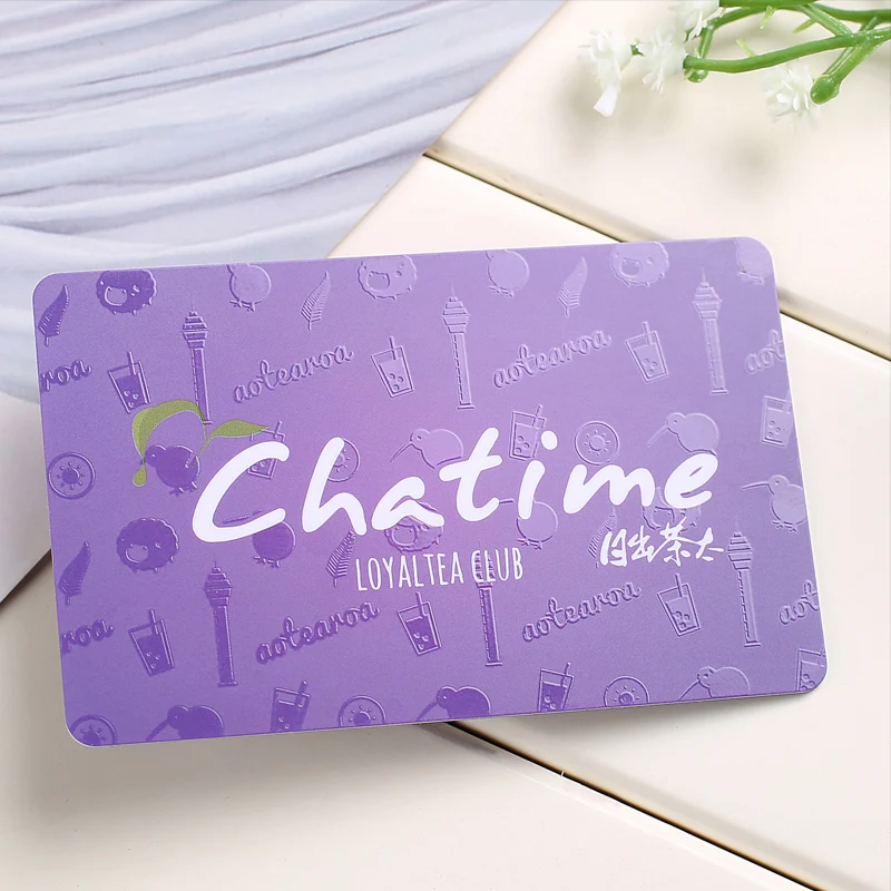 UV coated Plastic PVC Membership card custom VIP card gold foil stamped store value loyalty Gift card printing for shop
UV coated Plastic PVC Membership card custom VIP card gold foil stamped store value loyalty Gift card printing for shop