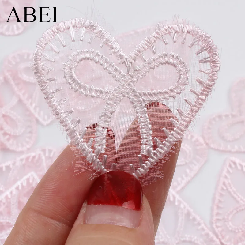 15pcs 35mm Embroidered Organza Pink Heart love Appliques Sewing Garments Accessories
15pcs 35mm Embroidered Organza Pink Heart love Appliques Sewing Garments Accessories