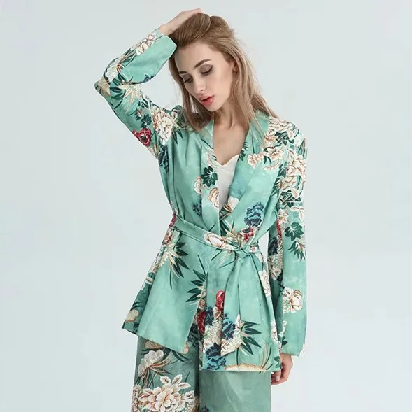 Fashion women A0817T3 Europe and the United States fall 2018 new green printed blazer # 1452
Fashion women A0817T3 Europe and the United States fall 2018 new green printed blazer # 1452