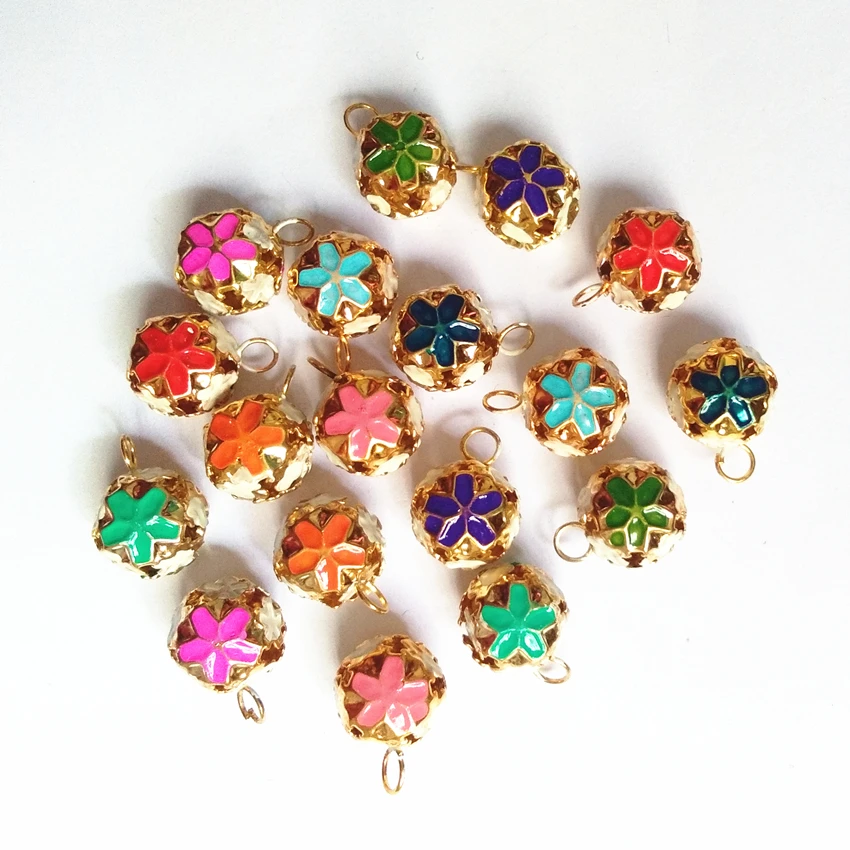 12Pcs/lot Colorful Small Jingle Bells Christmas Decoration Pendants Hollowed-out Bells DIY Crafts Handmade Accessories 12mm
12Pcs/lot Colorful Small Jingle Bells Christmas Decoration Pendants Hollowed-out Bells DIY Crafts Handmade Accessories 12mm