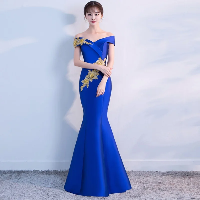 Women Elegant Luxury Red Embroidery Long Dress 2019 New Fashion Sleeveless Fishtail Cross Sexy Maxi Party Dress Vestidos
Women Elegant Luxury Red Embroidery Long Dress 2019 New Fashion Sleeveless Fishtail Cross Sexy Maxi Party Dress Vestidos