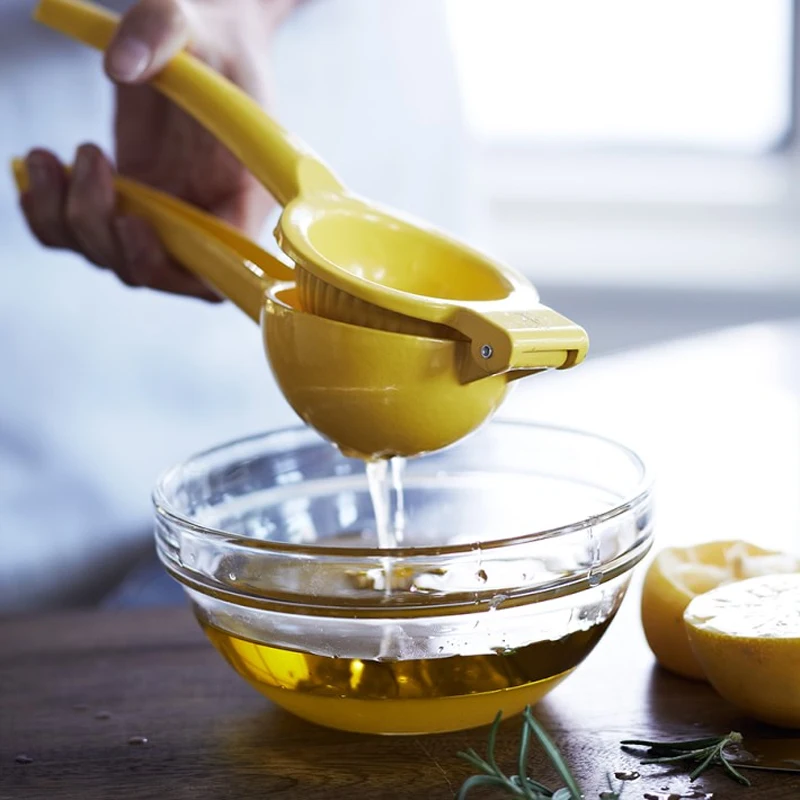 Metal Lemon Squeezer Hend Held Juicer Double Bowl Lemon Lime Squeezer Manual Orange Citrus Press Juicer Squeeze Kitchen Tools
Metal Lemon Squeezer Hend Held Juicer Double Bowl Lemon Lime Squeezer Manual Orange Citrus Press Juicer Squeeze Kitchen Tools