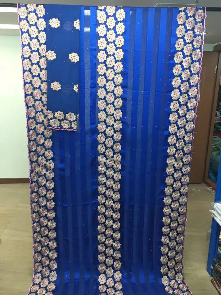 5Yards Beautiful royal blue african silk lace fabric flower embroidery and 2yards french blouse lace set for dress HZ4-2
5Yards Beautiful royal blue african silk lace fabric flower embroidery and 2yards french blouse lace set for dress HZ4-2