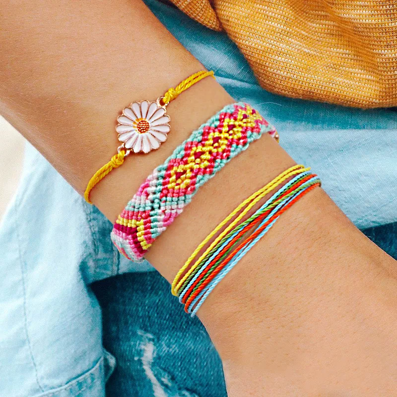 Artilady Charm Bracelet Friendship Bracelets Flower Boho Bracelet Rope Women Jewelry Gift Drop Shipping
Artilady Charm Bracelet Friendship Bracelets Flower Boho Bracelet Rope Women Jewelry Gift Drop Shipping