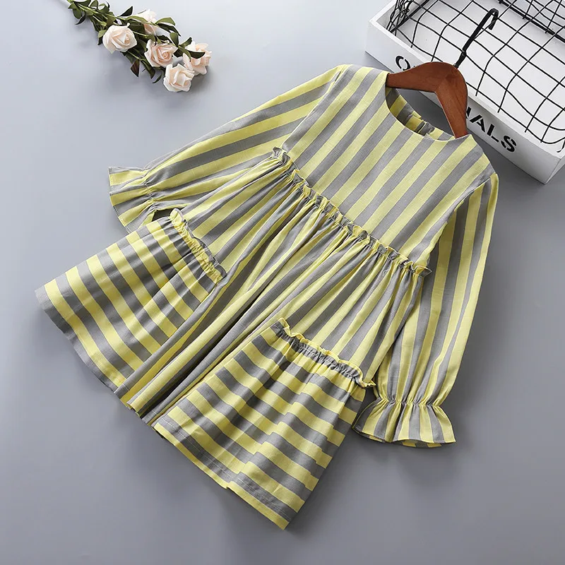 3-10 years High quality girl dress 2019 spring new fashion casual striped ruched kid children girl clothing princess dress G022
3-10 years High quality girl dress 2019 spring new fashion casual striped ruched kid children girl clothing princess dress G022