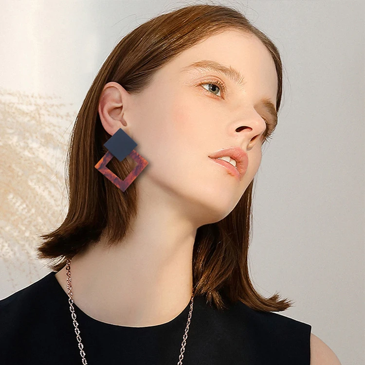 Fashion Acrylic Pendant Earrings Jewelry 2019 Women's Earrings Jewelry Personalized Clothing Accessories
Fashion Acrylic Pendant Earrings Jewelry 2019 Women's Earrings Jewelry Personalized Clothing Accessories