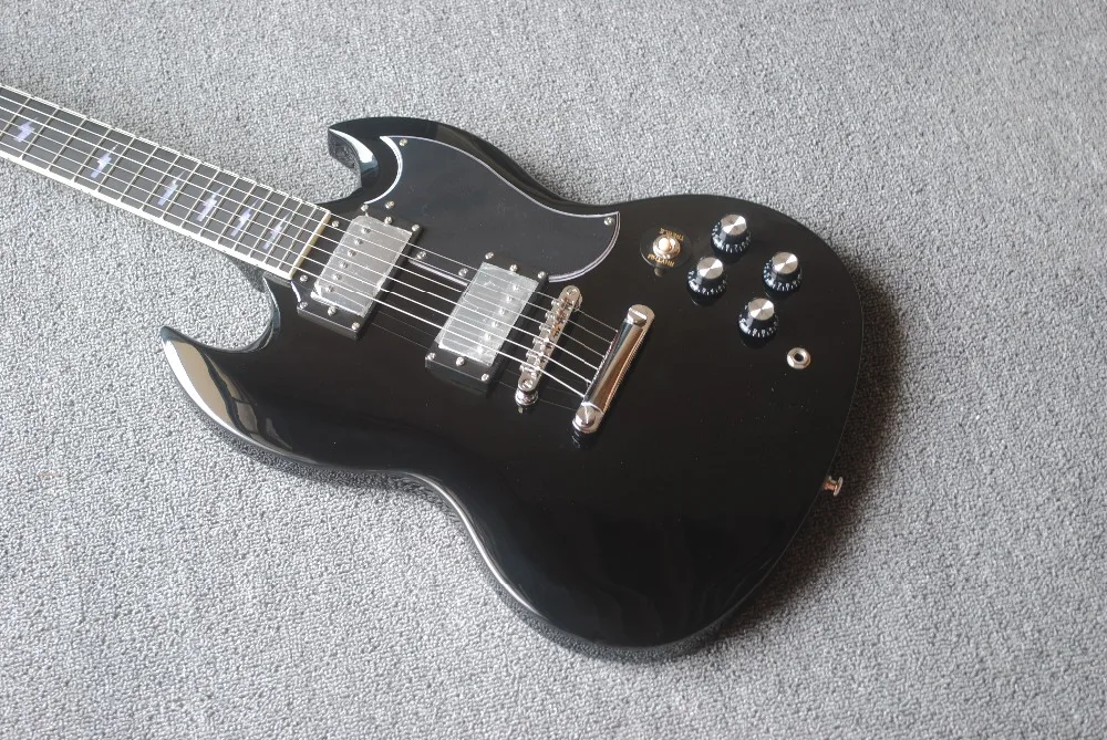 2019 new arrival electric guitar high quality guitarra electrica replica guitar dgw-117 made in China free shipping
2019 new arrival electric guitar high quality guitarra electrica replica guitar dgw-117 made in China free shipping