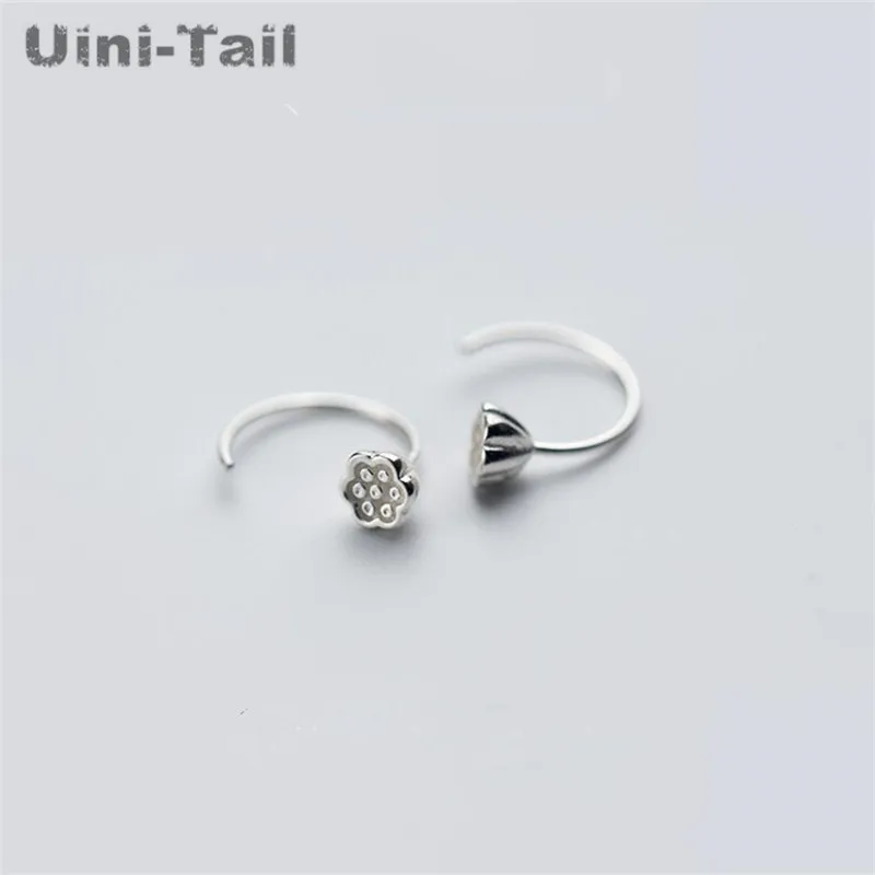 Uini-Tail hot new products small fresh 925 sterling silver lotus lotus hook earrings female Chinese style simple personality
Uini-Tail hot new products small fresh 925 sterling silver lotus lotus hook earrings female Chinese style simple personality