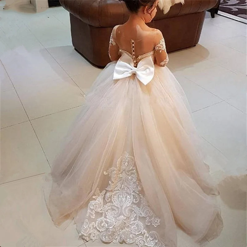 Vintage Flower Girl Dresses For Weddings Princess Tutu Sequined Appliqued Lace Bow Kids First Communion Girl Dress Custom Made
Vintage Flower Girl Dresses For Weddings Princess Tutu Sequined Appliqued Lace Bow Kids First Communion Girl Dress Custom Made