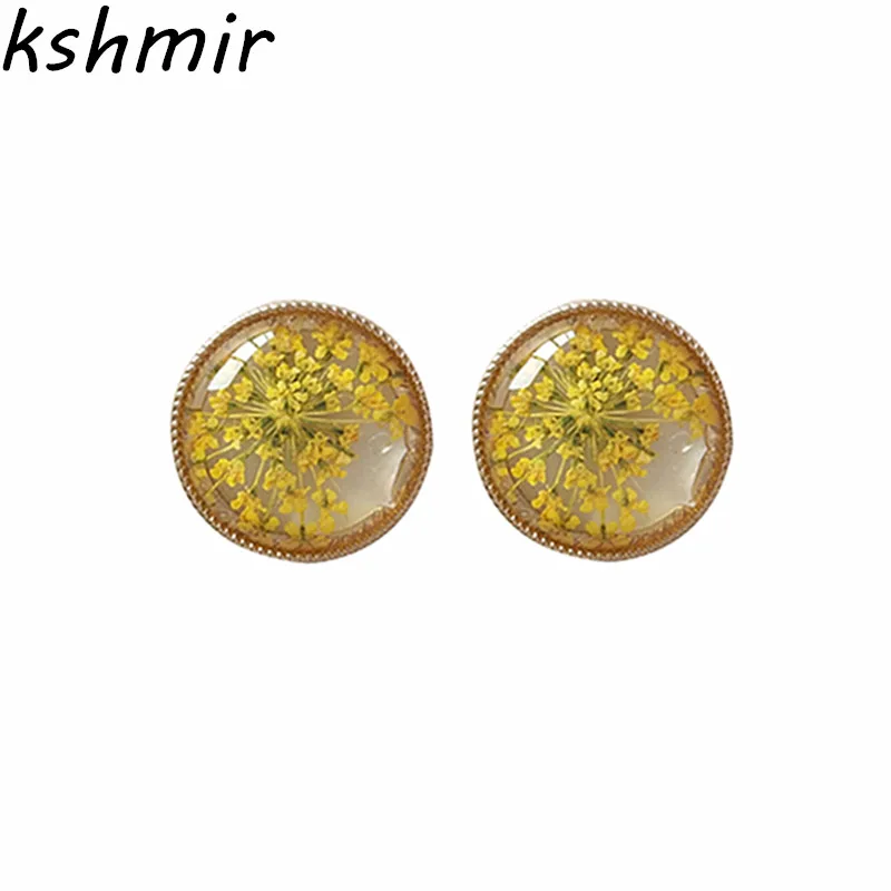 Sweet flower specimens resin earrings contracted Unique fashion Circular pendant earrings women's statement Fine jewelry earring
Sweet flower specimens resin earrings contracted Unique fashion Circular pendant earrings women's statement Fine jewelry earring