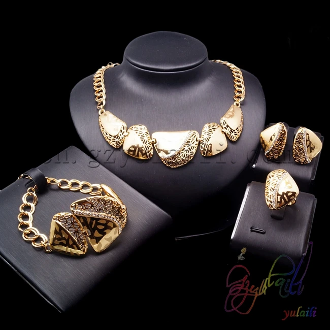 Yulaili Italian Golden Stainless Steel Jewelry Sets Gorgeous Series with Office Feelings for Women
Yulaili Italian Golden Stainless Steel Jewelry Sets Gorgeous Series with Office Feelings for Women