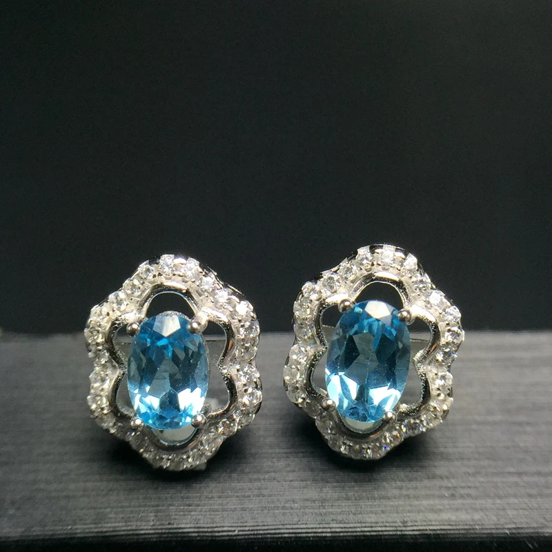 Женские серьги-гвоздики из серебра 925 пробы с натуральным топазом, сделано в Китае
Женские серьги-гвоздики из серебра 925 пробы с натуральным топазом, сделано в Китае