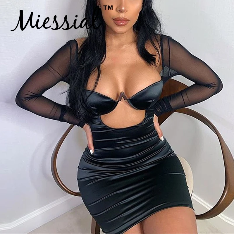 Miessial Sexy v neck black bodycon dress Women patchwork long sleeve hollow out summer mini Dress elegant party red club dress
Miessial Sexy v neck black bodycon dress Women patchwork long sleeve hollow out summer mini Dress elegant party red club dress