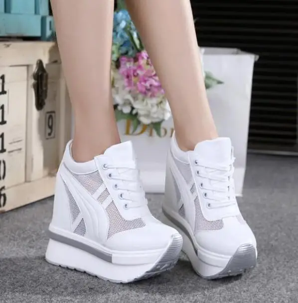 new 2019 Women Casual Platform Shoes Fashion High Heels Shoes Woman Wedges Women Shoes Loafers Heigh Increasing zapatos mujer 
new 2019 Women Casual Platform Shoes Fashion High Heels Shoes Woman Wedges Women Shoes Loafers Heigh Increasing zapatos mujer