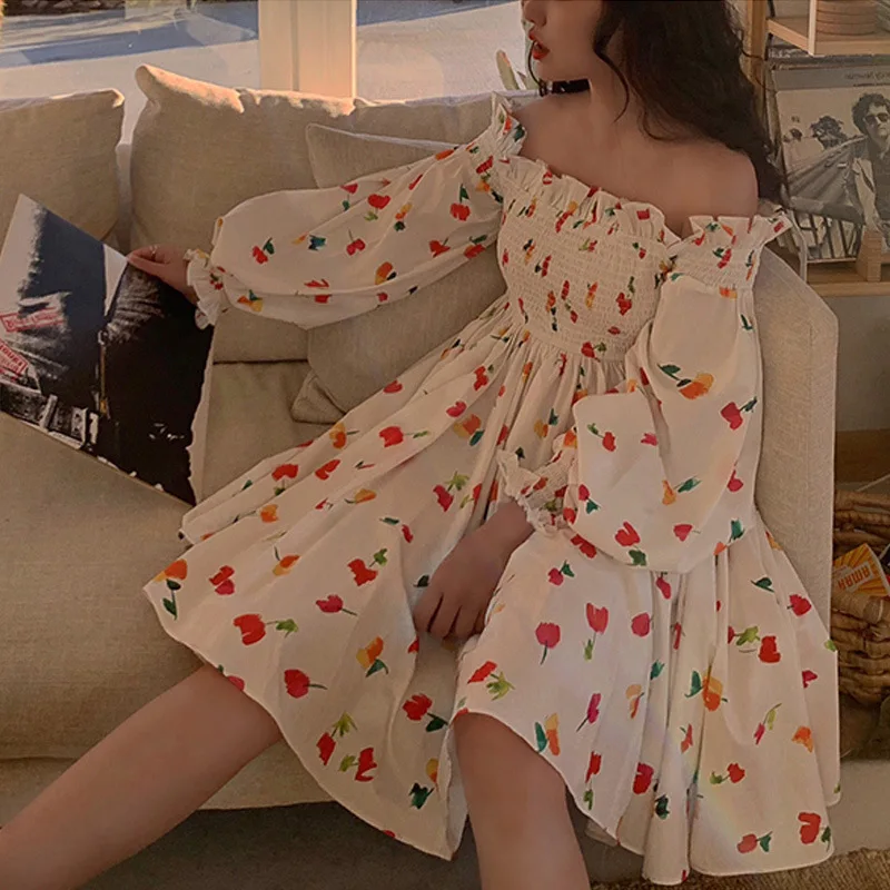 of its 2019 chun xia a word shoulder chiffon small pure and fresh and hubble-bubble sleeve print dress the doll
of its 2019 chun xia a word shoulder chiffon small pure and fresh and hubble-bubble sleeve print dress the doll