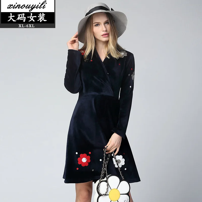 oversize autumn and winter Dresses women's new fashion V-neck long embroidered dresses long sleeve suitable flannel dress
oversize autumn and winter Dresses women's new fashion V-neck long embroidered dresses long sleeve suitable flannel dress