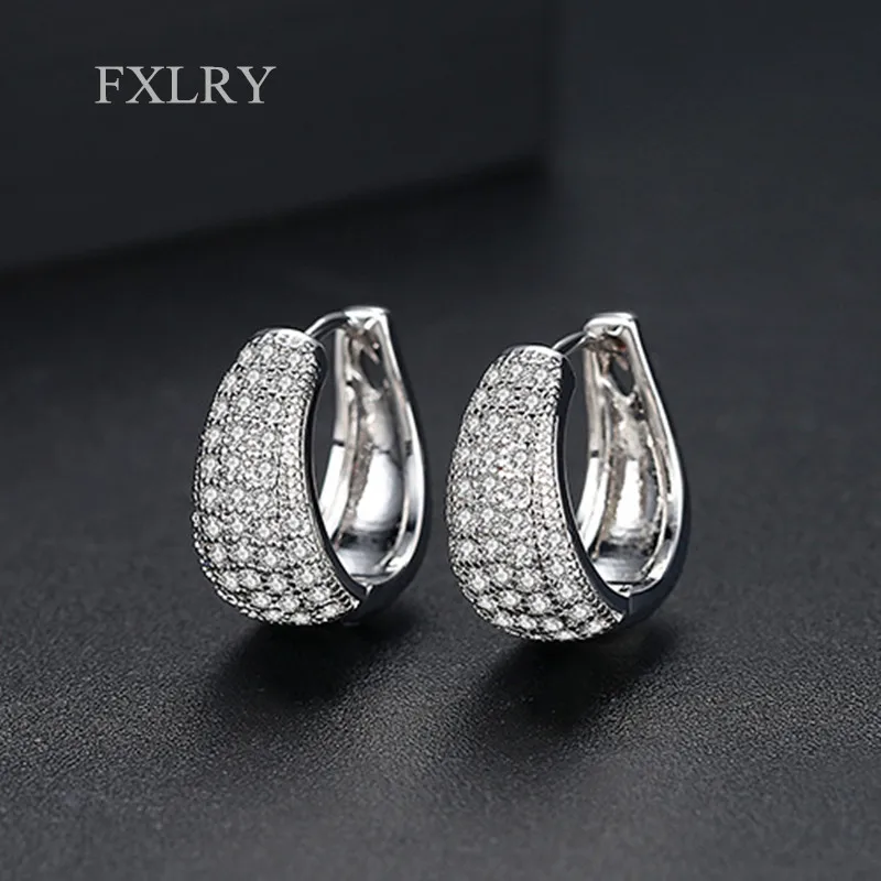 FXLRY New Hot Sale Luxury Fashion Golden And White Color Micro-Inlaid Zircon Stereo Hoop Earrings For Women Party Gift
FXLRY New Hot Sale Luxury Fashion Golden And White Color Micro-Inlaid Zircon Stereo Hoop Earrings For Women Party Gift