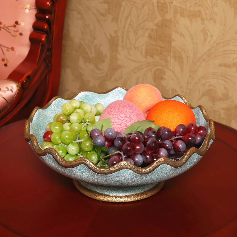 Large European ceramic fruit plate decoration fashion retro coffee table Home Furnishing American flower ornament 
Large European ceramic fruit plate decoration fashion retro coffee table Home Furnishing American flower ornament