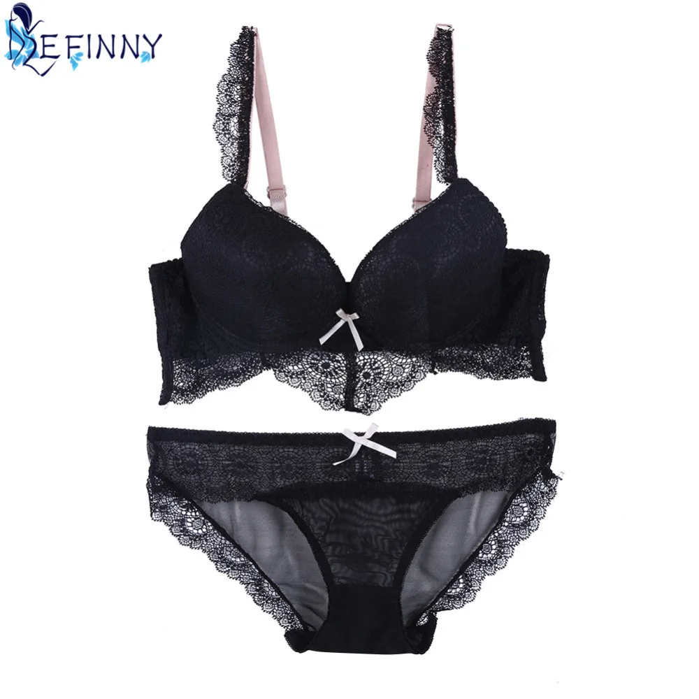 2018 Fahion Women Bra Sets Padded Push Up B Cup Lace Lingerie Female Ultra-thin Lace Panties Underwear Briefs Sexy Intimates Set
2018 Fahion Women Bra Sets Padded Push Up B Cup Lace Lingerie Female Ultra-thin Lace Panties Underwear Briefs Sexy Intimates Set