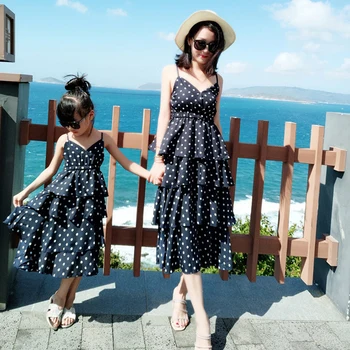 Mother Daughter Dresses Family Matching Clothes Mommy an Me Look Dress Flower Print Long Family Matching Outfits
Mother Daughter Dresses Family Matching Clothes Mommy an Me Look Dress Flower Print Long Family Matching Outfits