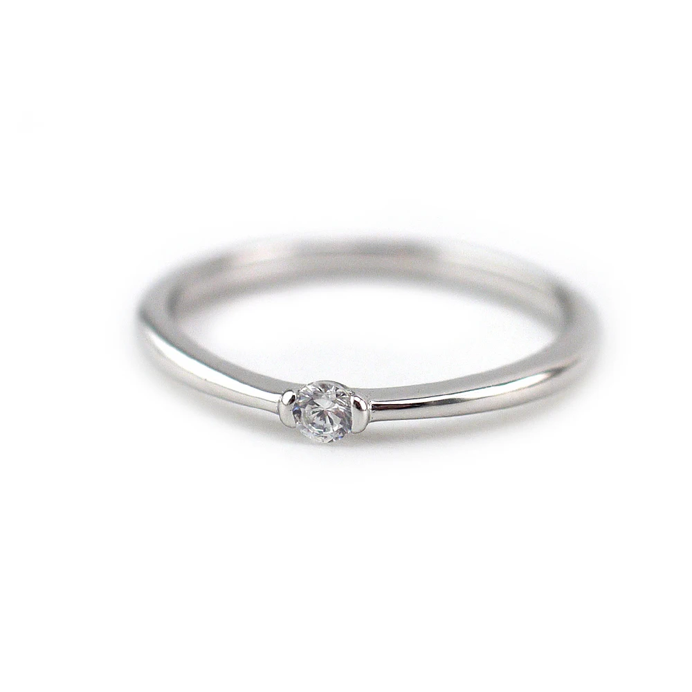 925 Solid Sterling Silver Simple Plain CZ Dainty Band Ring Women Jewelry A3539
925 Solid Sterling Silver Simple Plain CZ Dainty Band Ring Women Jewelry A3539