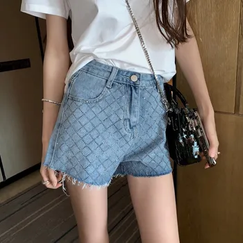 Solid High Waist Heavy Diamond Denim Shorts Women Summer Jeans Shorts High Street Female Casual Shorts
Solid High Waist Heavy Diamond Denim Shorts Women Summer Jeans Shorts High Street Female Casual Shorts