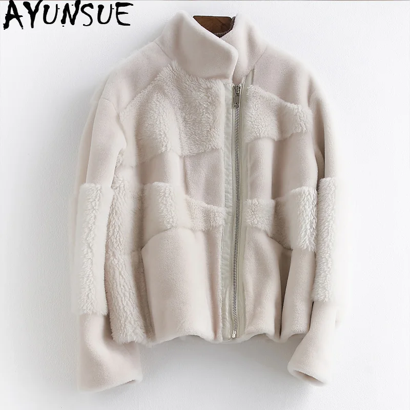 AYUNSUE Real Sheep Shearling Fur Coat Female 100% Wool Coat Autumn Winter Jacket Women Clothes 2019 Korean Short Coats MY3572
AYUNSUE Real Sheep Shearling Fur Coat Female 100% Wool Coat Autumn Winter Jacket Women Clothes 2019 Korean Short Coats MY3572