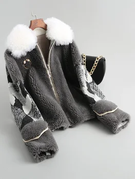 Real Wool Fur Coat Autumn Winter Coat Women Short Lamb Fur Jacket Real Fur Collar Coats Female Korean Manteau Femme Hiver 18075
Real Wool Fur Coat Autumn Winter Coat Women Short Lamb Fur Jacket Real Fur Collar Coats Female Korean Manteau Femme Hiver 18075
