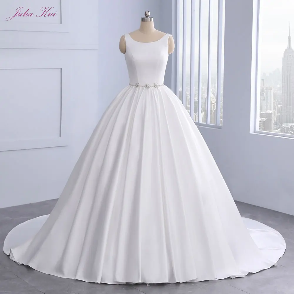 Julia Kui Real Photos Vintage Style Ball Gown Wedding Dresses Scoop Beading Crystals Lustrous Satin Bridal Gown Vestido De Novia
Julia Kui Real Photos Vintage Style Ball Gown Wedding Dresses Scoop Beading Crystals Lustrous Satin Bridal Gown Vestido De Novia