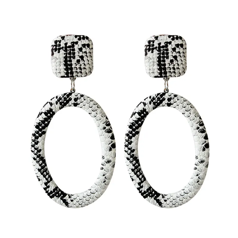 F&U Fashion Snake Skin Print PU leather Earrings Oval With Hollow Shape Personality Earrings Fashion For Women 3 Colors Choice
F&U Fashion Snake Skin Print PU leather Earrings Oval With Hollow Shape Personality Earrings Fashion For Women 3 Colors Choice