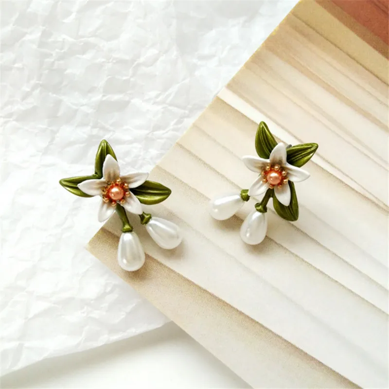 Delicate adorn article new pearl earring orange flower woman geometric earrings contracted fashion girl's party earrings
Delicate adorn article new pearl earring orange flower woman geometric earrings contracted fashion girl's party earrings