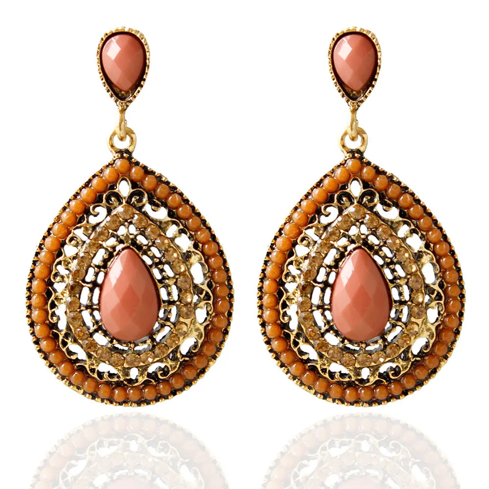 2017 Vintage Golden Plated Luxury Ethnic Bohemian Rhinestone Beads Water Drop Shape Pendants Dangle Earrings Brincos
2017 Vintage Golden Plated Luxury Ethnic Bohemian Rhinestone Beads Water Drop Shape Pendants Dangle Earrings Brincos
