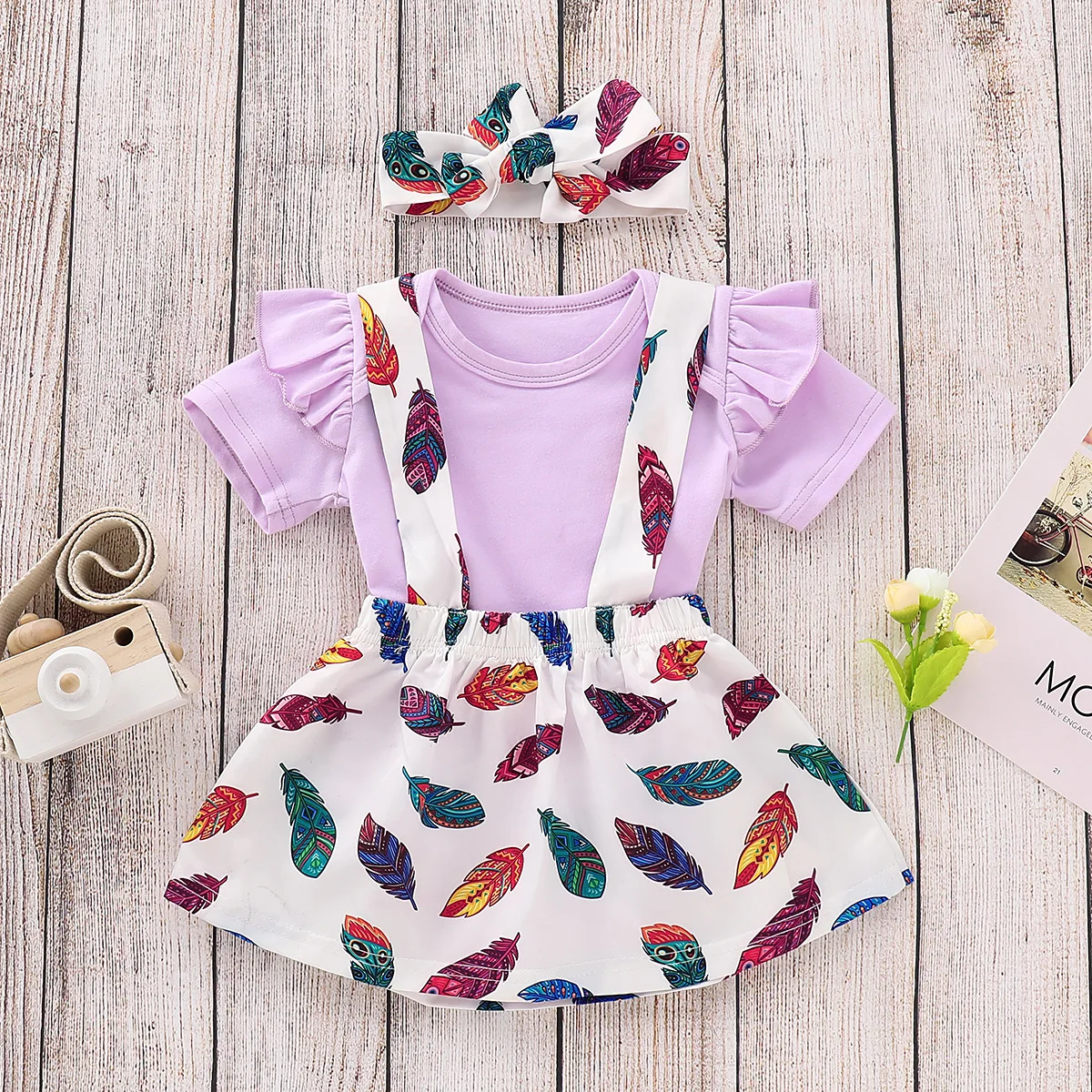 Cute Girl Children Clothes Set Short Sleeve Romper+Feather Print Sling Dress+Hairband Kids infant Girls 3Pcs Clothing outfit Set
Cute Girl Children Clothes Set Short Sleeve Romper+Feather Print Sling Dress+Hairband Kids infant Girls 3Pcs Clothing outfit Set