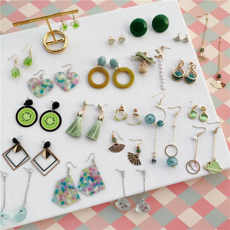 Fashion Green Acrylic Drop Earrings for Women Fresh Geometric Round Heart Resin Pendant Earrings Girl Gifts jewelry
Fashion Green Acrylic Drop Earrings for Women Fresh Geometric Round Heart Resin Pendant Earrings Girl Gifts jewelry