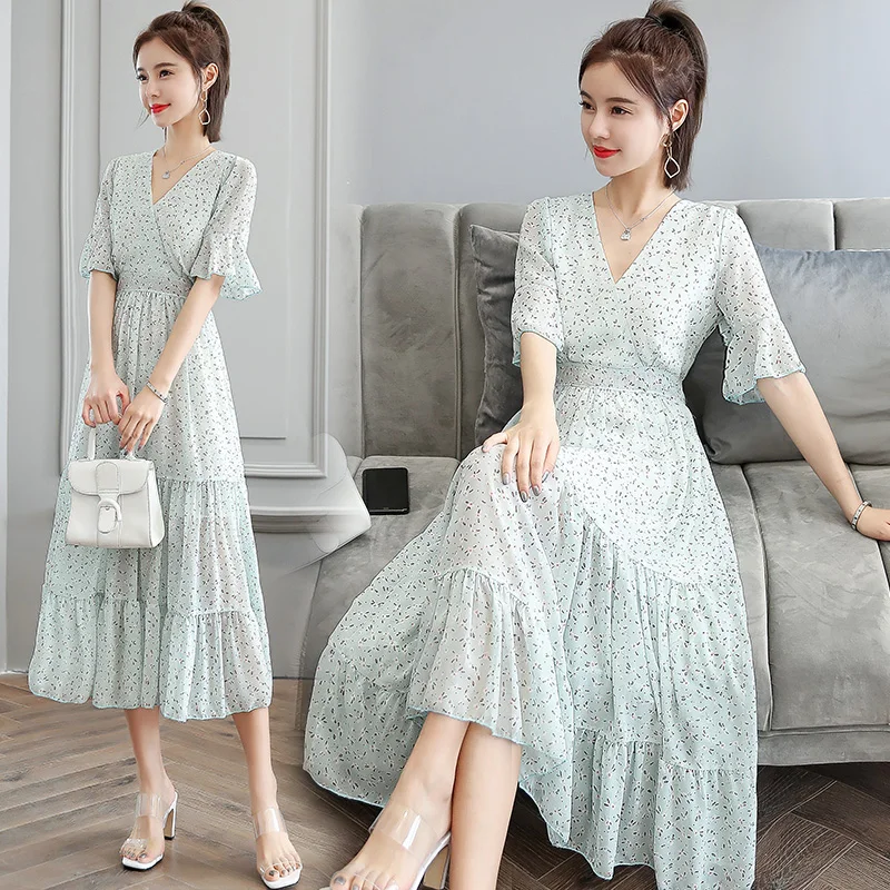 2019 Summer Fashion Women's Clothing Bohemian Flowers Print Flare Half Sleeve Dress V-neck Chiffon Dresses Female
2019 Summer Fashion Women's Clothing Bohemian Flowers Print Flare Half Sleeve Dress V-neck Chiffon Dresses Female