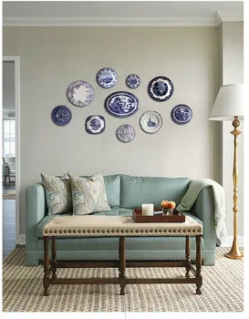 Blue and white porcelain decorative plate European retro American village Living room wall decoration pendant Ceramic wall plate
Blue and white porcelain decorative plate European retro American village Living room wall decoration pendant Ceramic wall plate