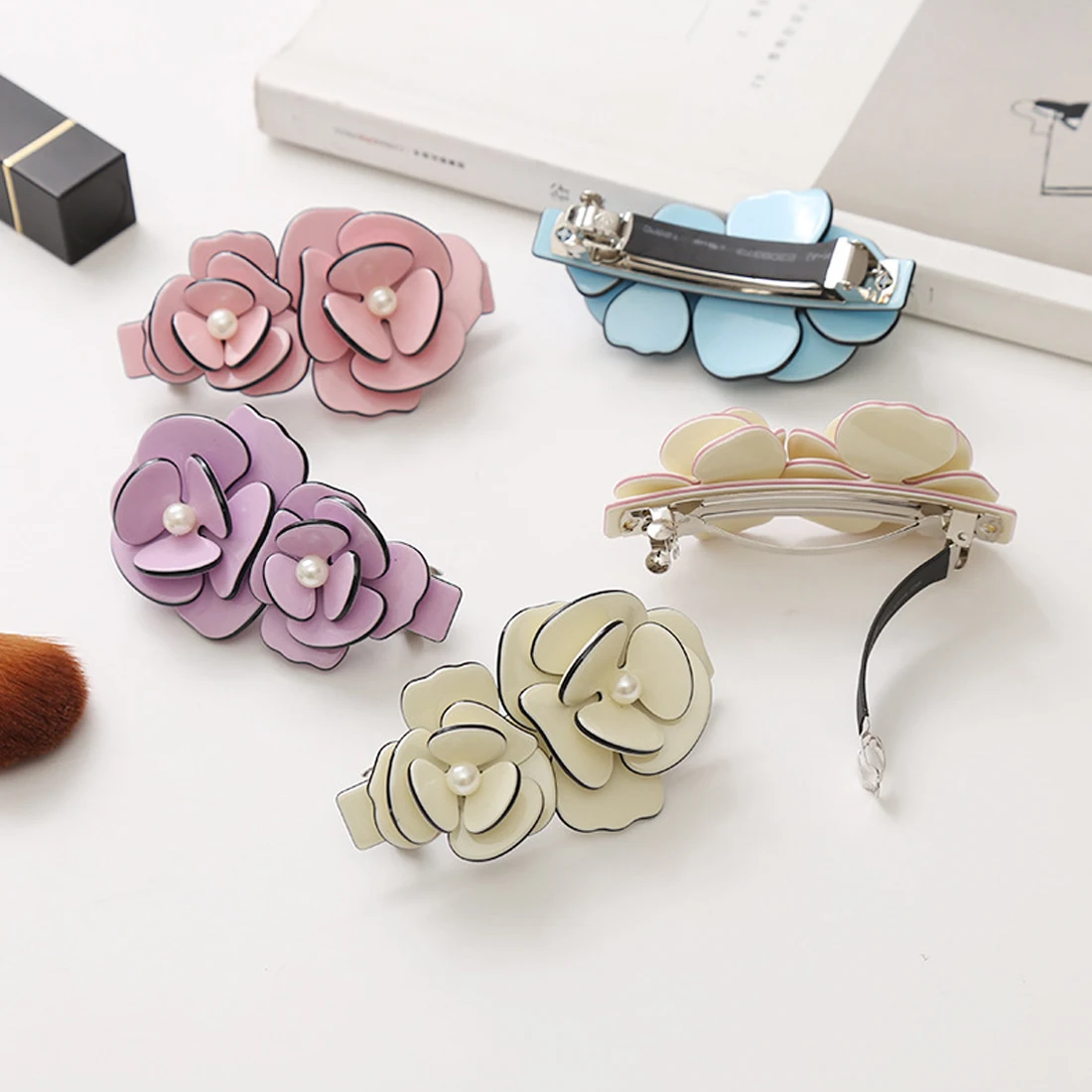 New Women Hair Accessories 3D Fashion Flower Hair Clip Elegant Pearl Acrylic Hair Barrette Perfect Gift For Women
New Women Hair Accessories 3D Fashion Flower Hair Clip Elegant Pearl Acrylic Hair Barrette Perfect Gift For Women